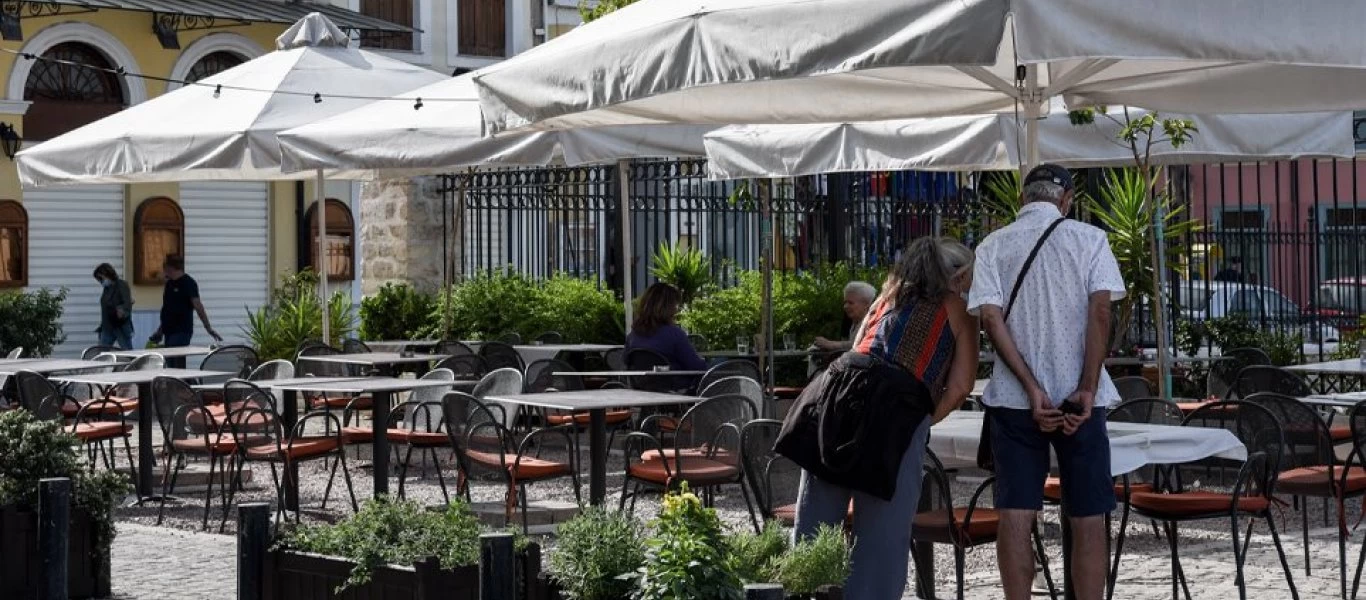 Εστίαση: Υποχρεωτικά δύο self-test για τους εργαζόμενους - Η κυβέρνηση θα καλύπτει μόνο το ένα!